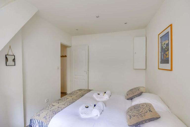 Guestready - Bel Apt A 6 Min Du Metro Gare Du Nord Paris Eksteriør billede