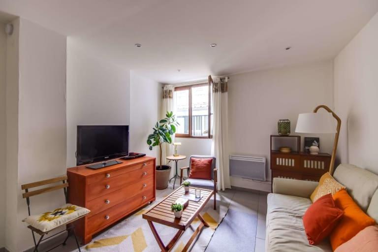 Guestready - Bel Apt A 6 Min Du Metro Gare Du Nord Paris Eksteriør billede